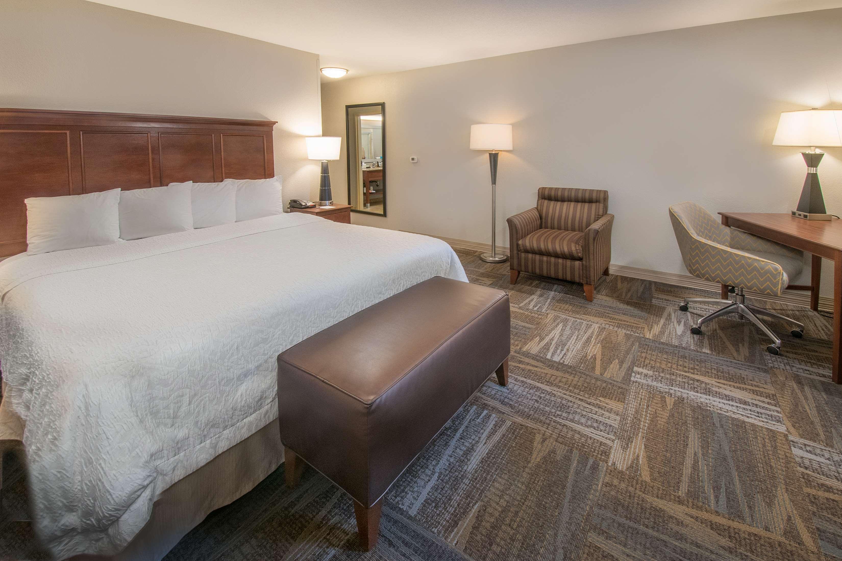 Hampton & Selma-san Antonio/randolph Afb 3*
